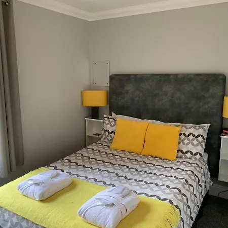 Armada 게스트하우스 레드카